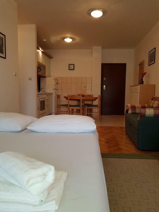 Apartment Smile Baška Voda Dış mekan fotoğraf